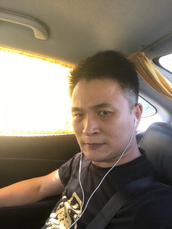 罗的第二张照片--永安婚介网