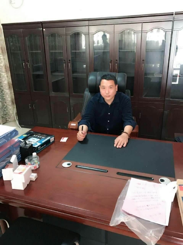 艺术家的第一张照片--永安婚介网