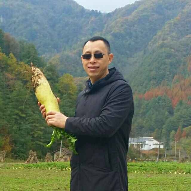 墨迹男的第一张照片--永安婚介网