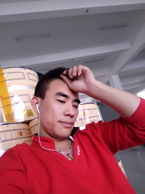 寻唯一的第三张照片--永安婚介网