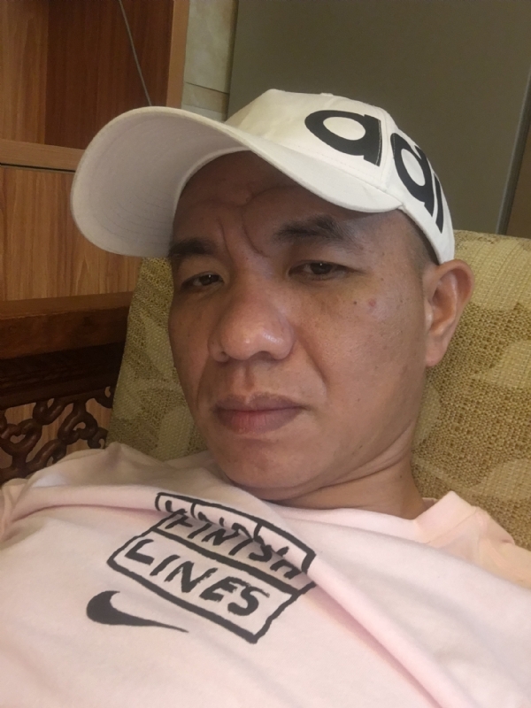 坚持到底的第一张照片--永安婚介网