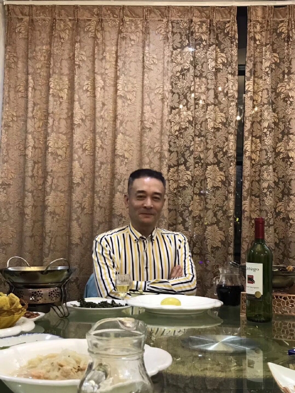天涯孤独的第一张照片--永安婚介网