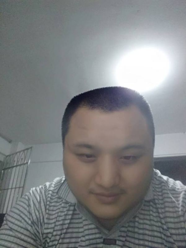 我在机场等艘船的第一张照片--永安婚介网