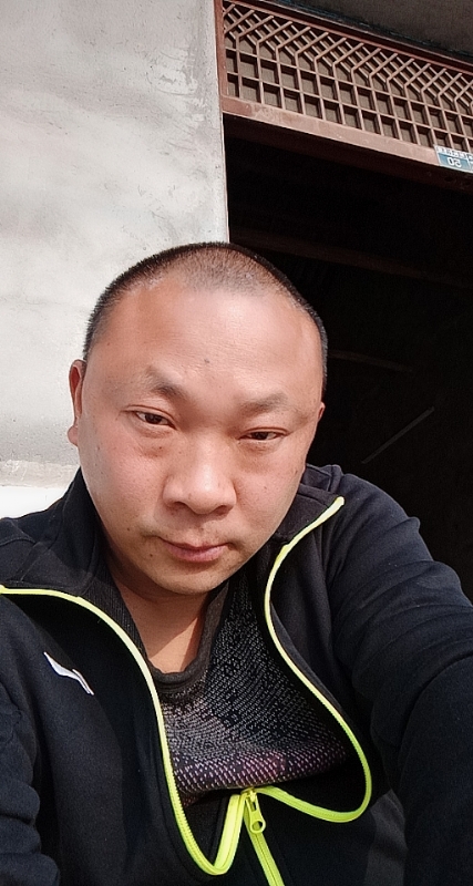 马克的第一张照片--永安婚介网