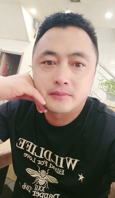 廖艾德的第一张照片--永安婚介网