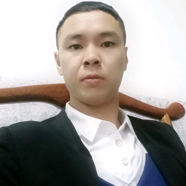 冷漠的第一张照片--永安婚介网