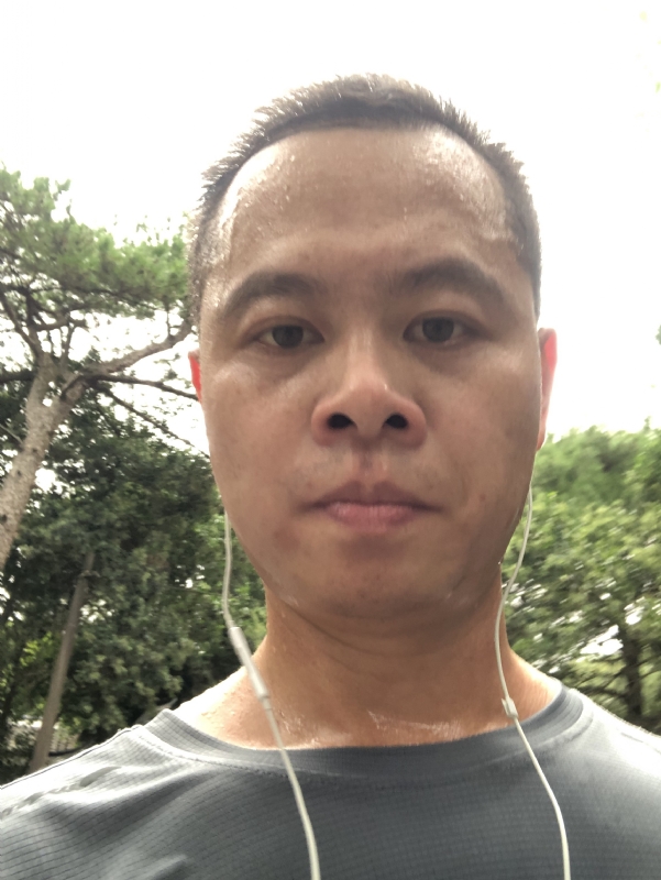 猩猩巨呃的第二张照片--永安婚介网