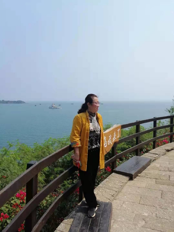 曦若半秋的第一张照片--永安婚介网