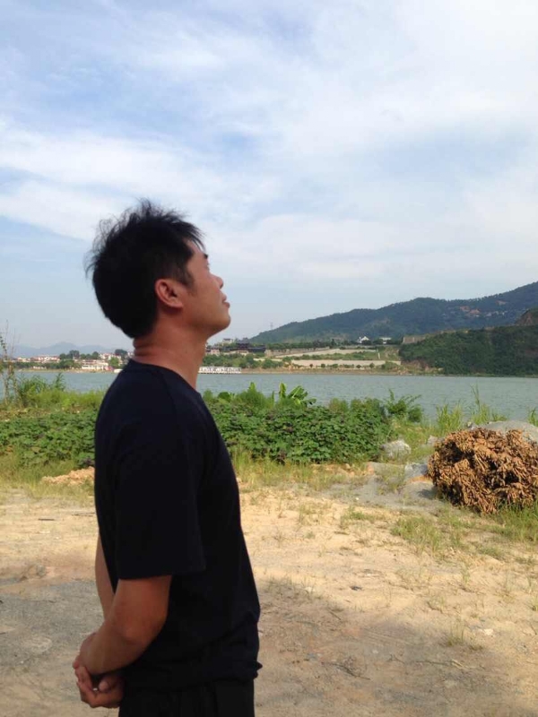 雾里看花的第一张照片--永安婚介网