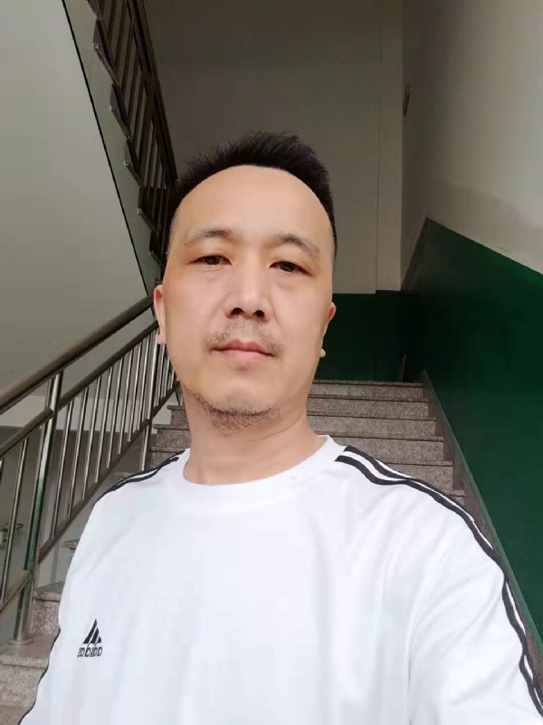 假如风有颜色的第一张照片--永安婚介网
