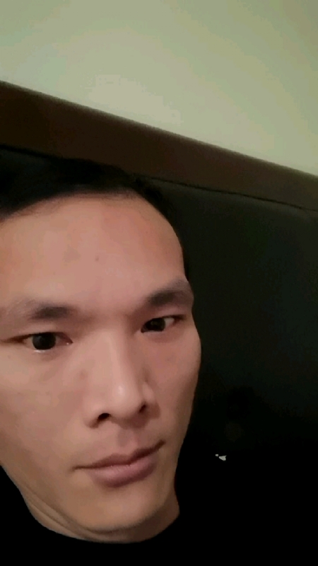 只影向谁去的第三张照片--永安婚介网