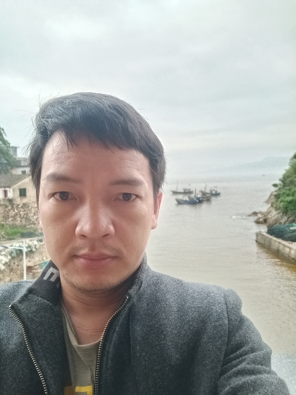 啊亮的第一张照片--永安婚介网