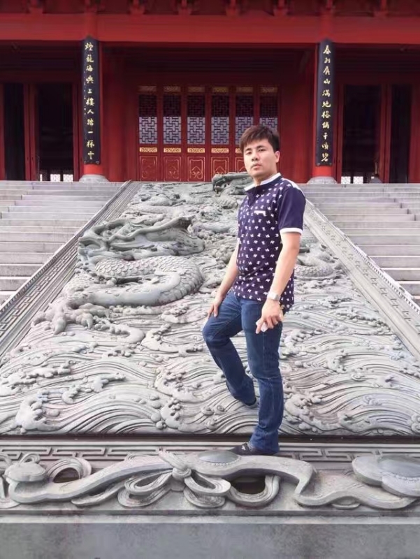 御龙氏的第一张照片--永安婚介网