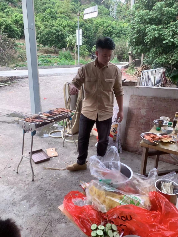你黑我哟的第一张照片--永安婚介网