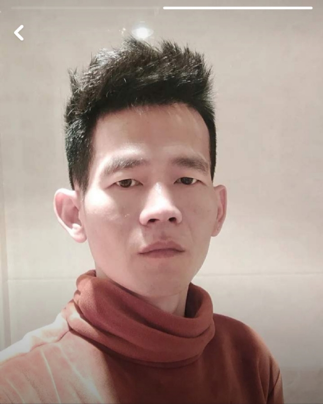白了少年头的第一张照片--永安婚介网
