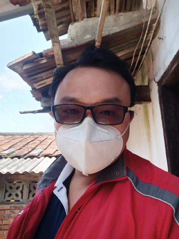 如影随形的第一张照片--永安婚介网